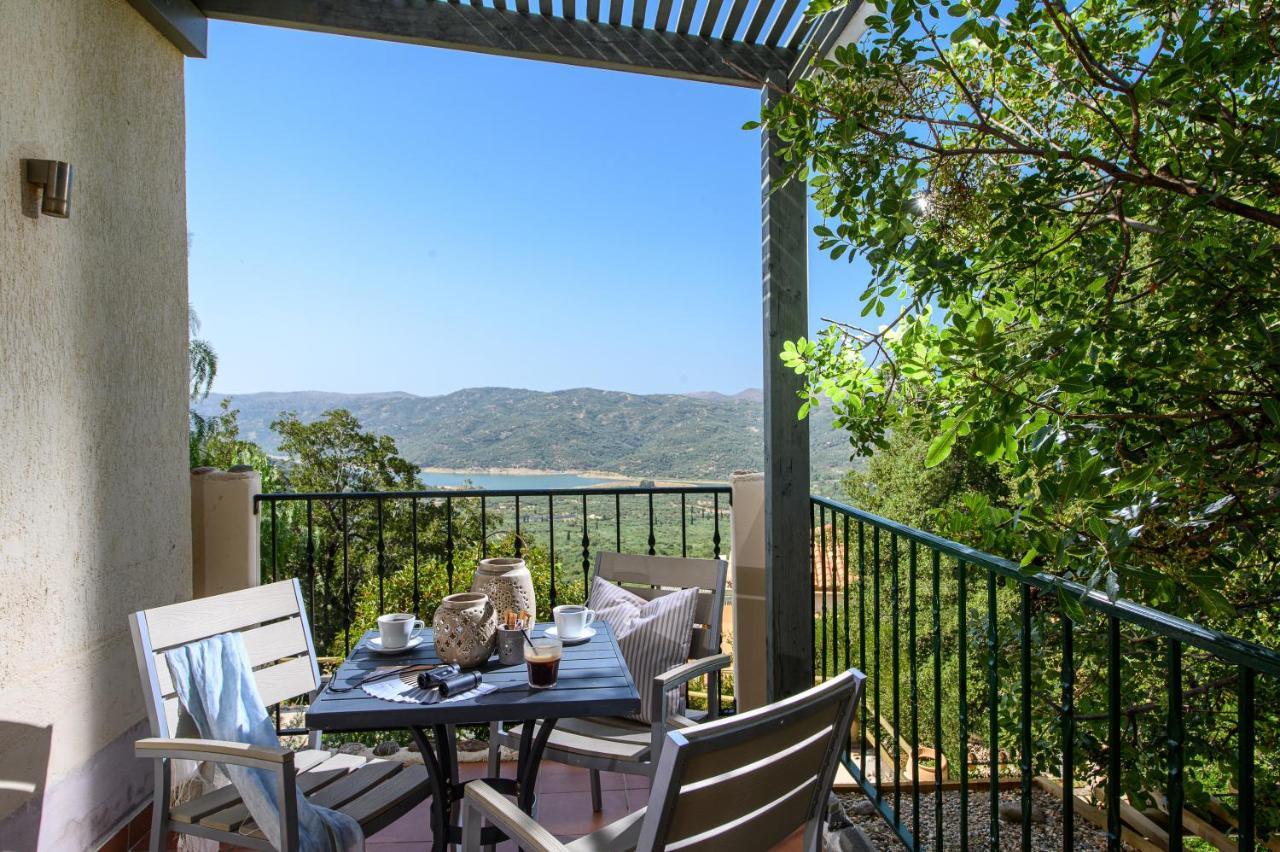 Country Hotel Velani Avdou Exterior photo