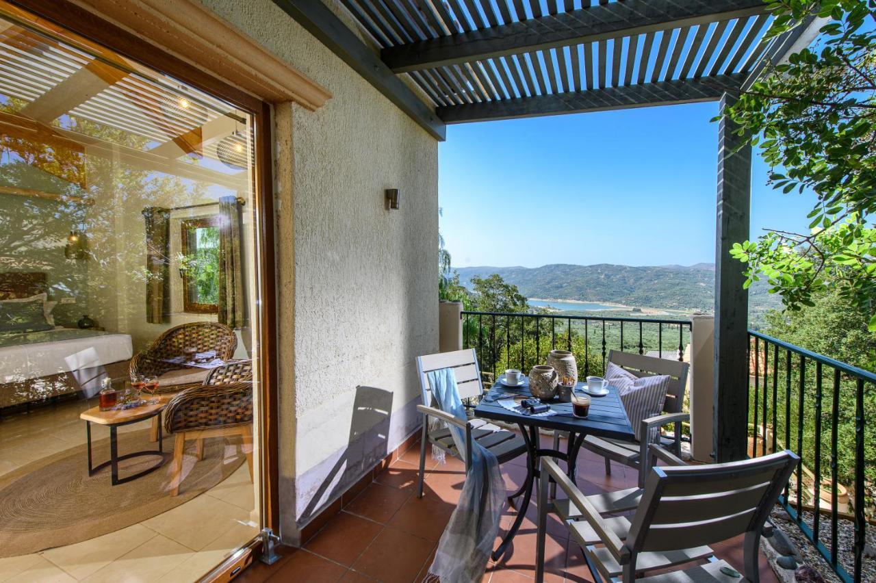 Country Hotel Velani Avdou Exterior photo